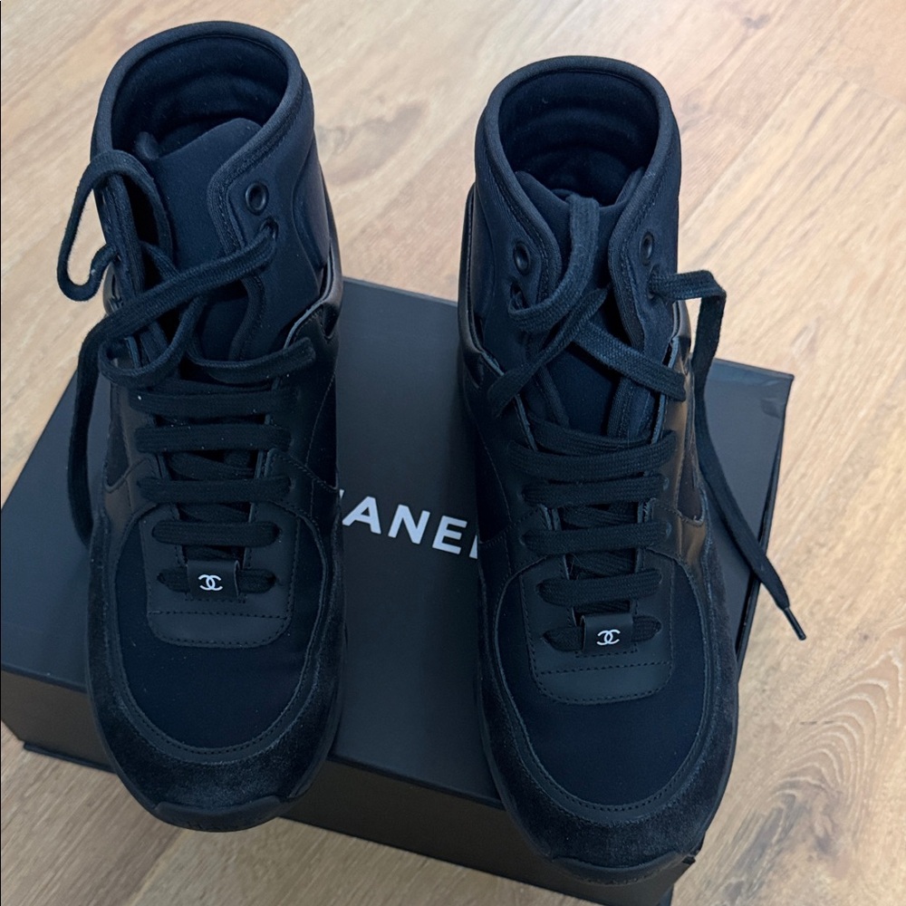 CHANEL GUC Black High-Top Sneakers Sz 36.5